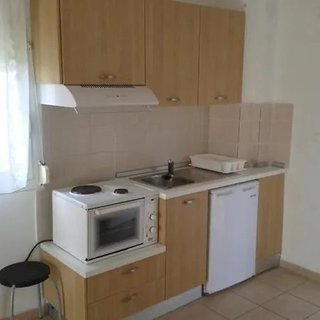 Sofia * نيا سكيوني