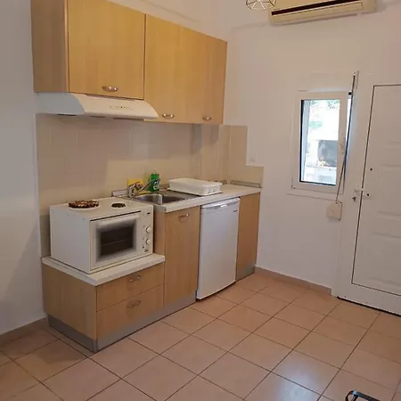 Sofia نيا سكيوني